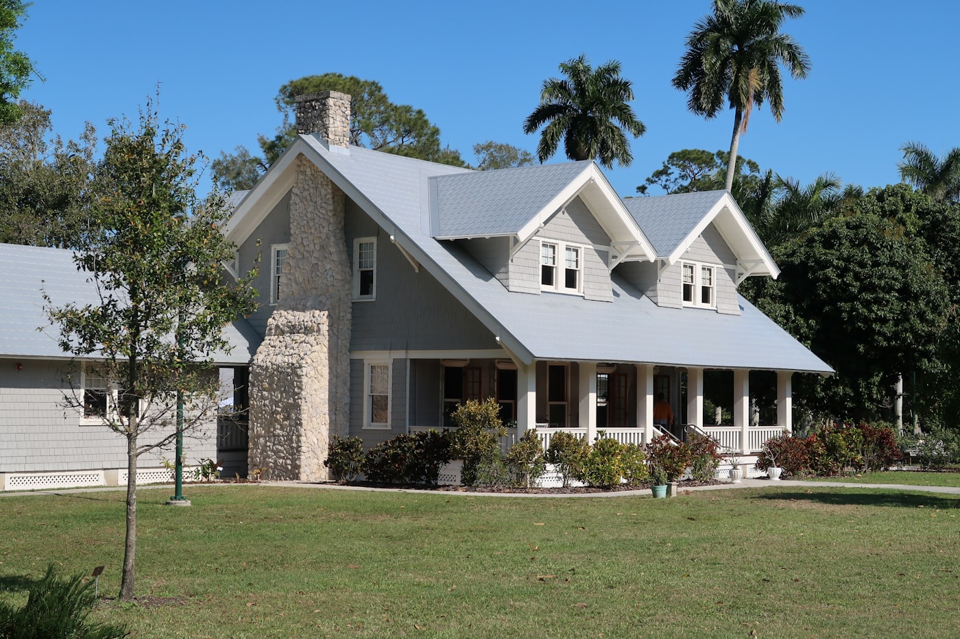 16 Maxwell Road